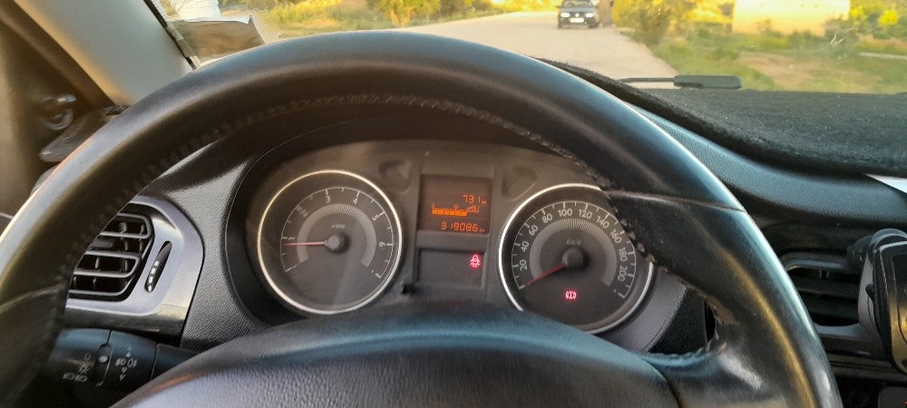 Vente de voiture 301 - 5