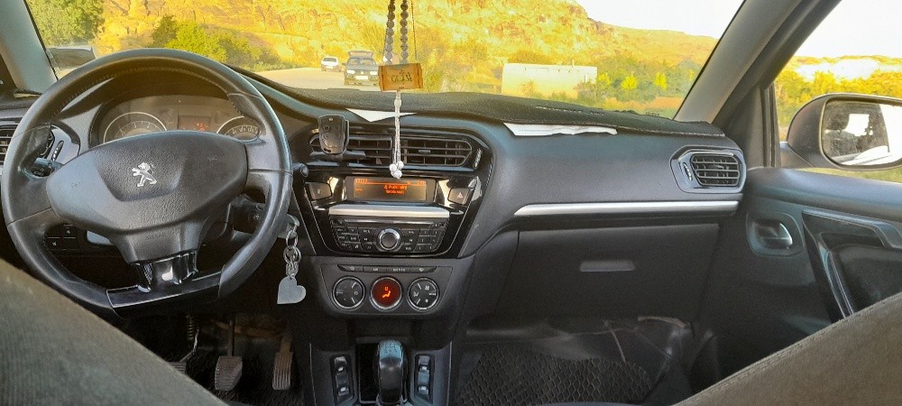 Vente de voiture 301 - 4