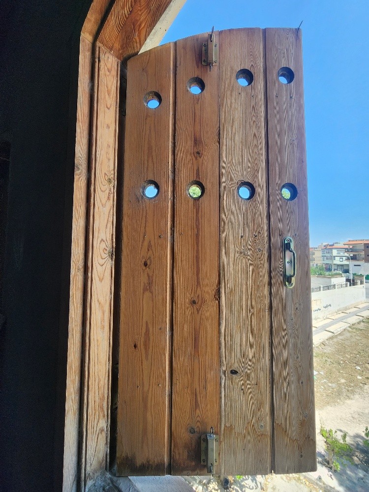 Deux paires de fenêtres en bois - 2