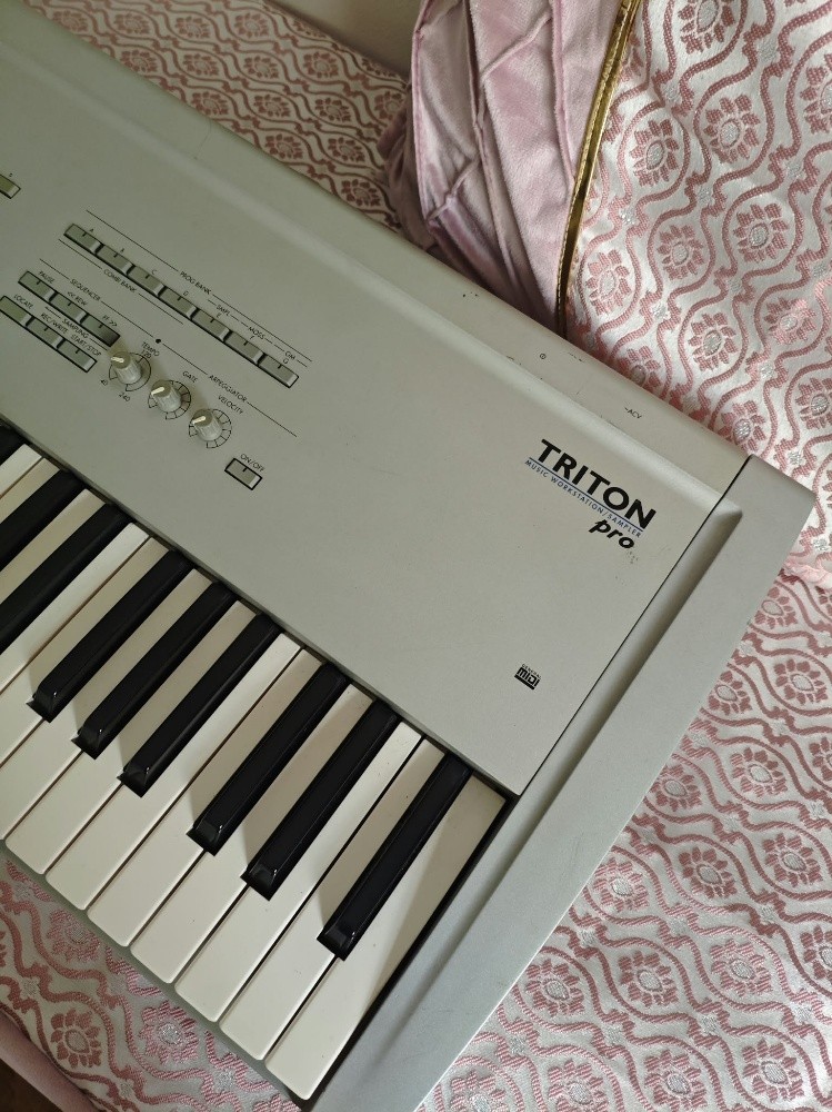 korg triton - 3