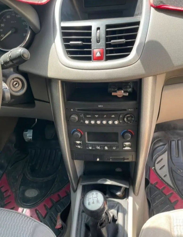 بيجو 207 - 10