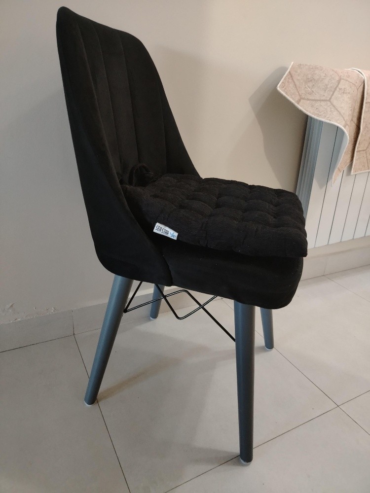 04  chaises scandinave - 1