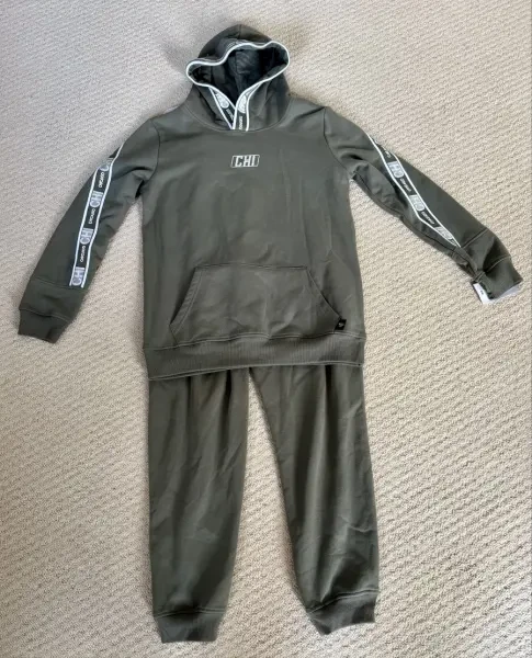 2-Piece Green 'Chicago' Hoodie & - 1