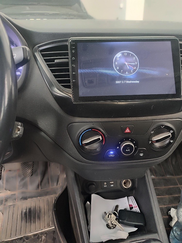 Hyundai accent - 2