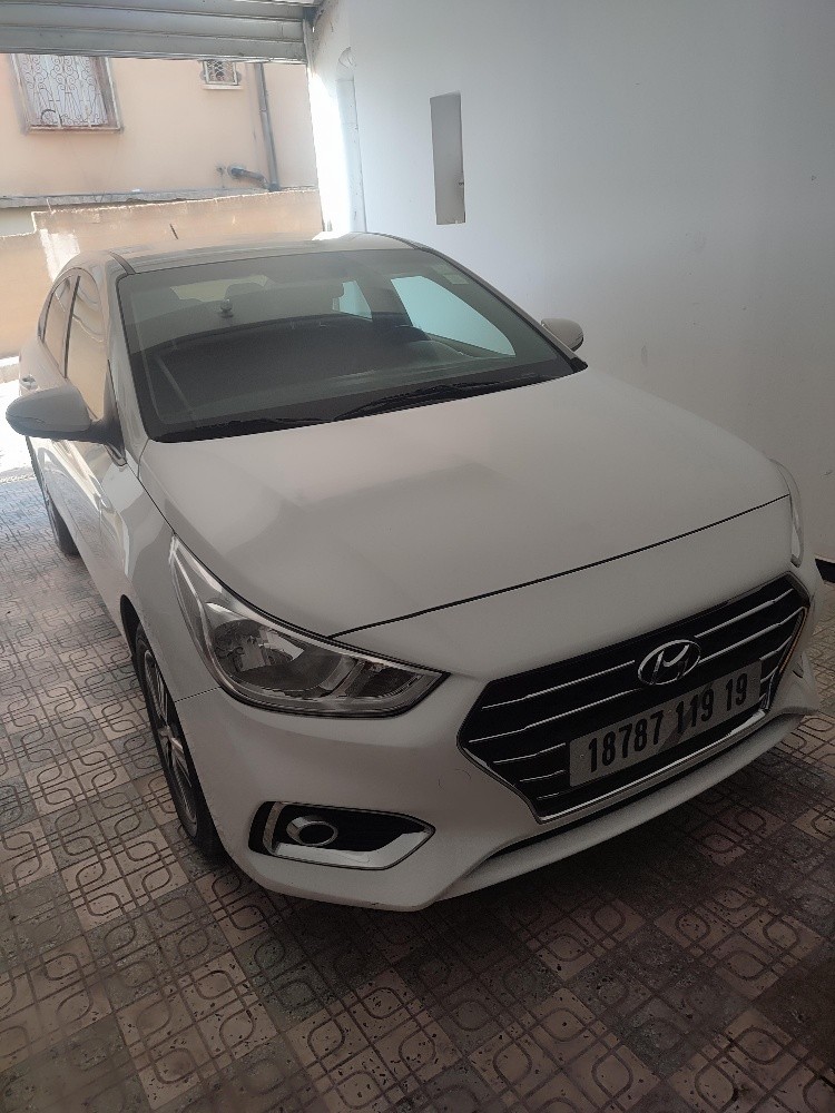 Hyundai accent - 3