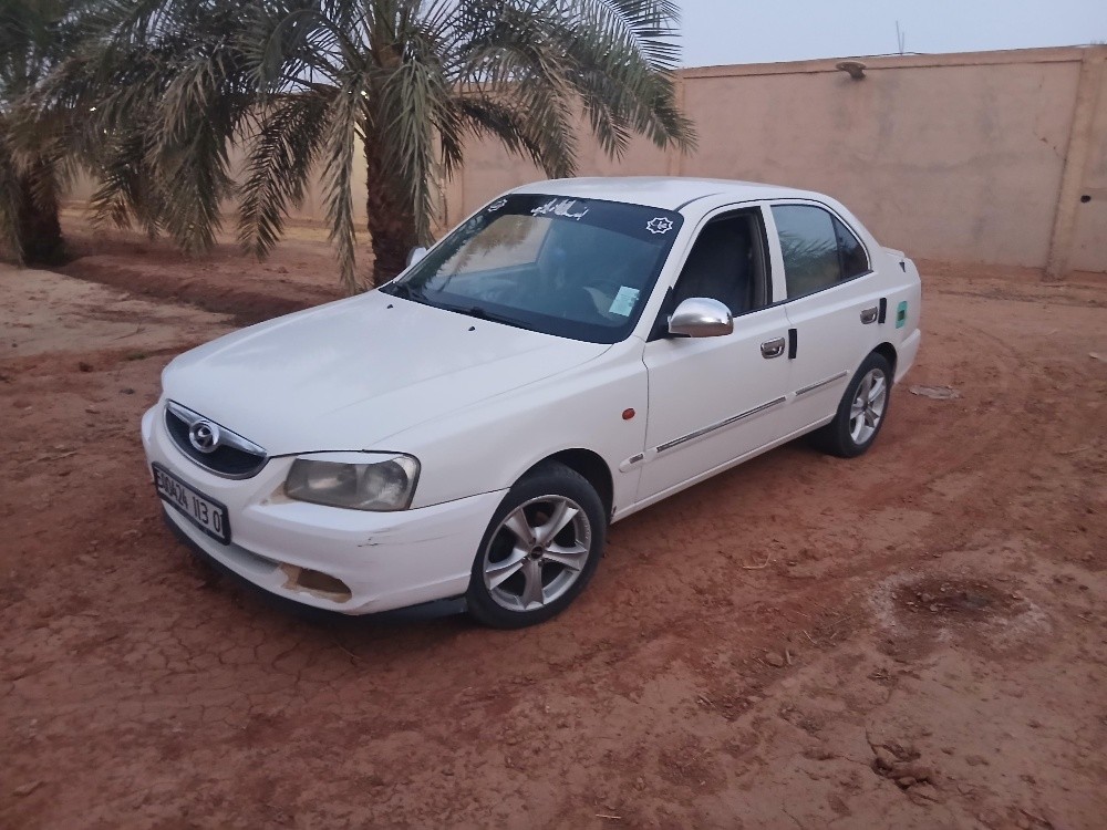 HYUNDAI ACCENT - 4