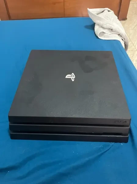 Ps4pro Flashé 1tb + Manette origi - 1