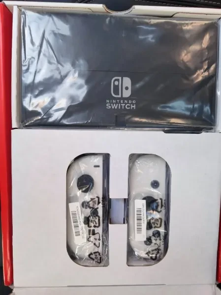 Nintendo switch oled 2025 - 1