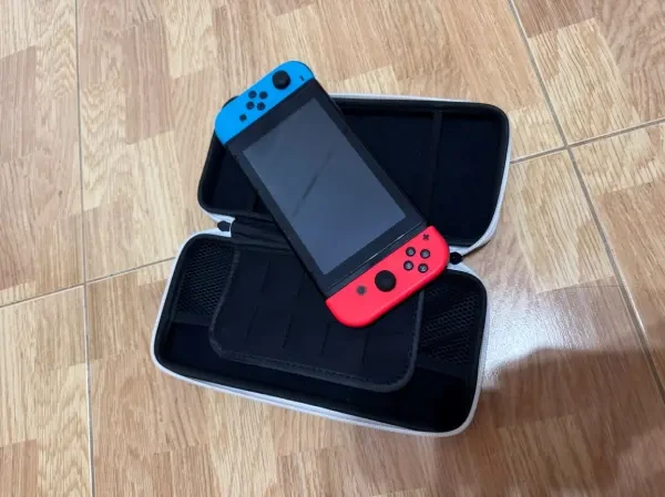 Nintendo switch oled flaché - 1