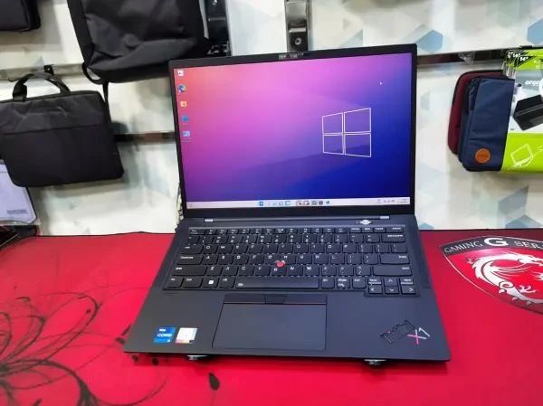 LENOVO THINKPAD x1 CARBON GEN 9 - 1