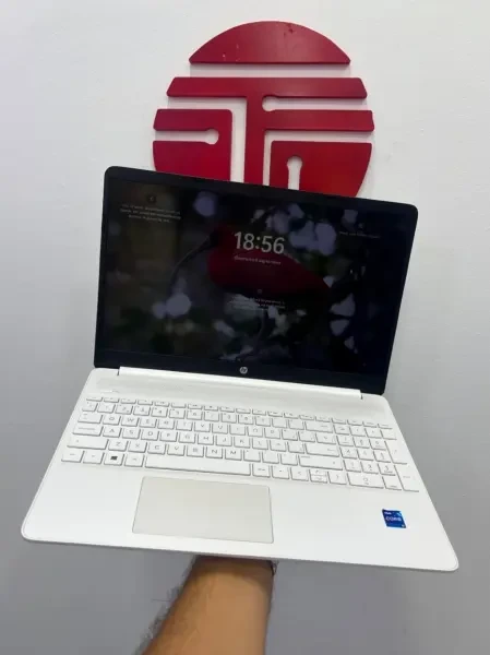 HP LAPTOP 15 cpu I7 11EME RAM 16G - 1