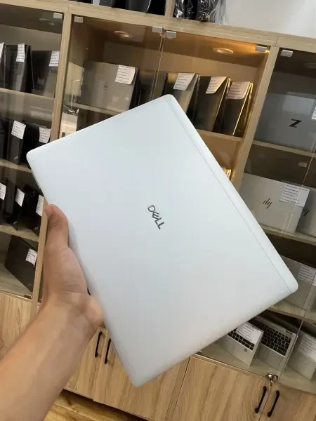 Dell Pro 16 Plus Ultra 5 235V 16g - 1