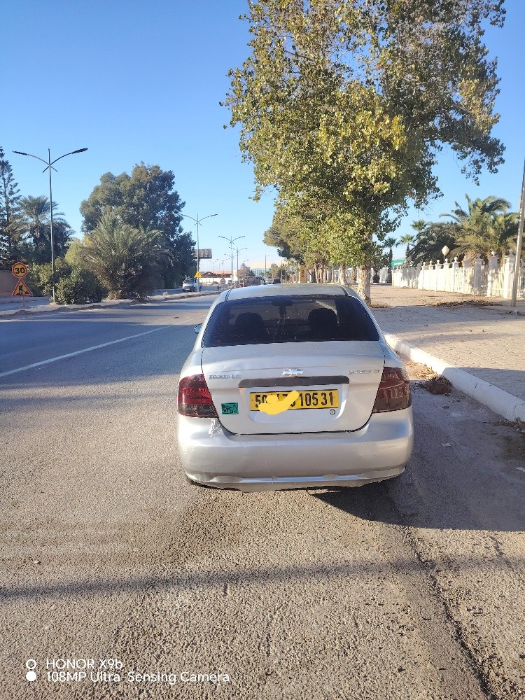 chevrolet Avio - 3