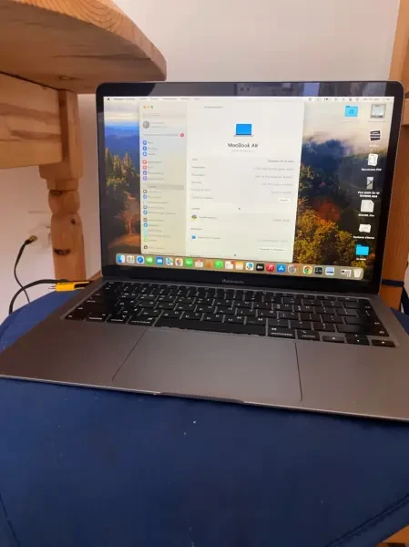 Macbook air retina - 1
