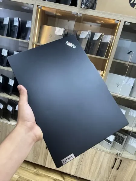 Lenovo E16 Gen 1 I5-1335U 16gb 25 - 1