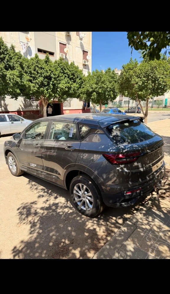 geely coolray - 2