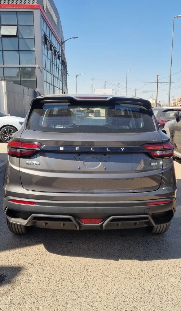 geely coolray - 4