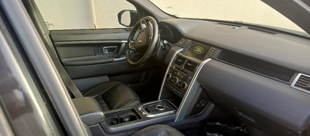 Land Rover  - 12