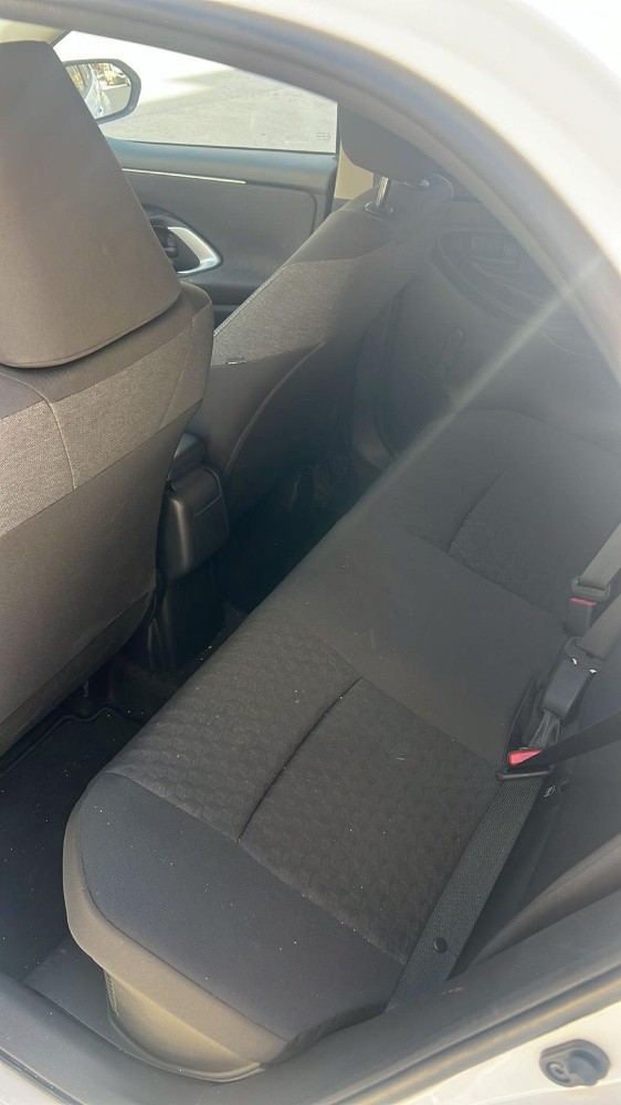 Toyota yaris - 9