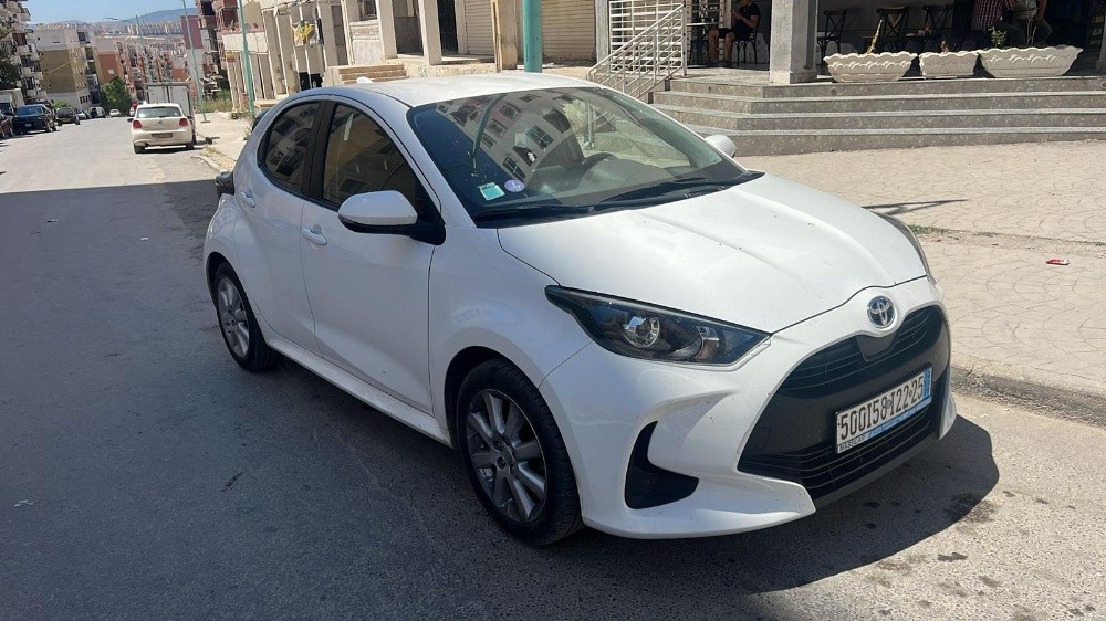 Toyota yaris - 2