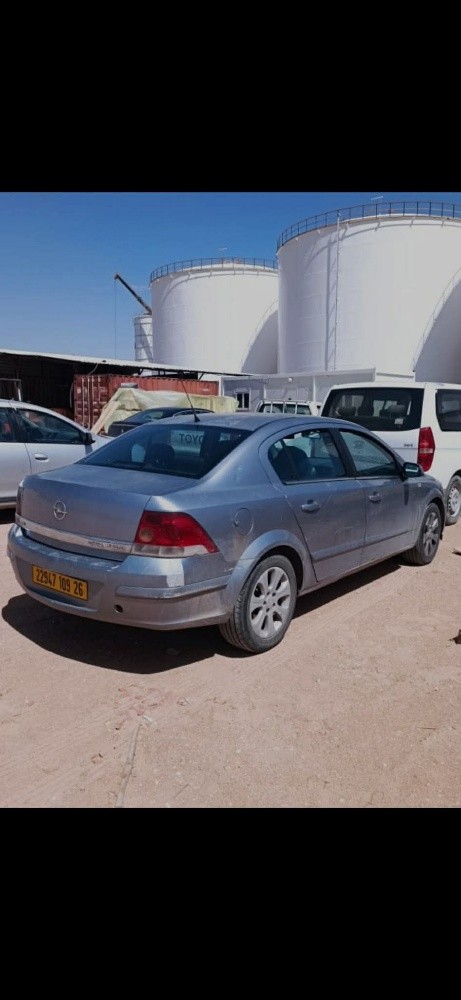 Opel astra H 1.7cdti - 1