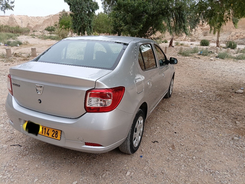 داسيا لوغان - 5