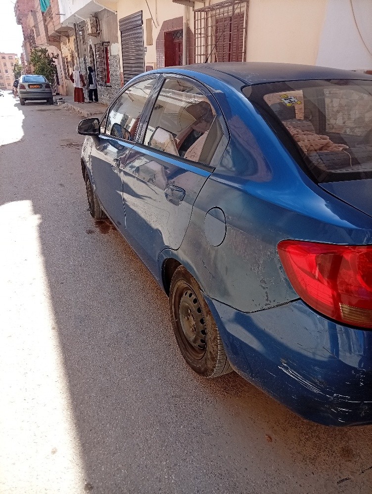 Chevrolet sail - 4