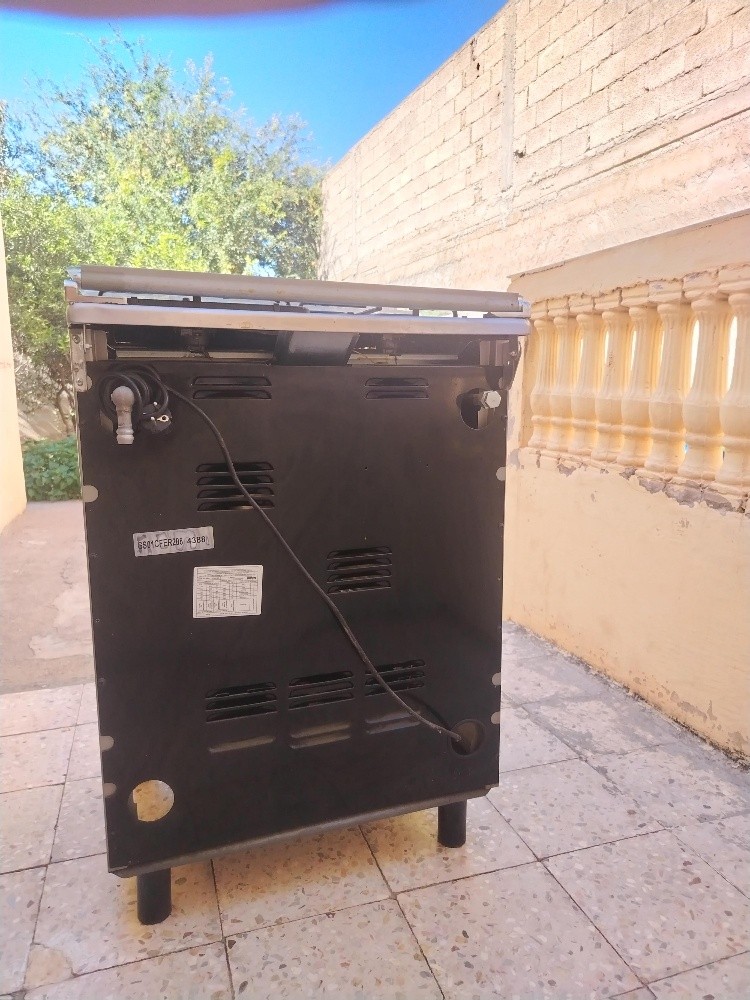 cuisinière  - 6