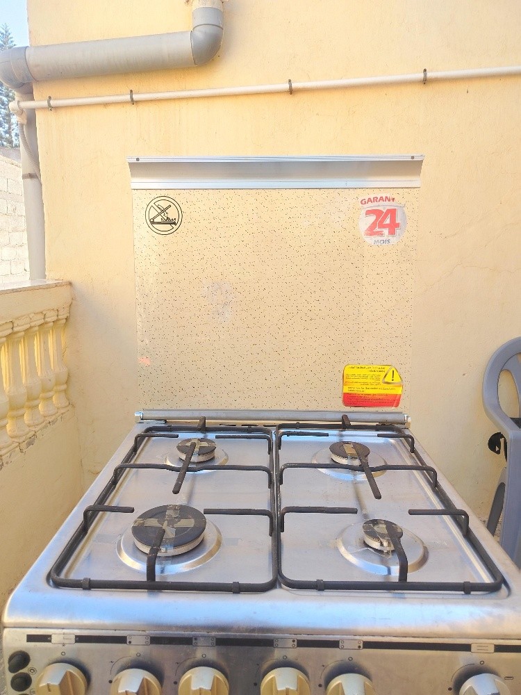 cuisinière  - 4