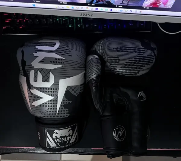 Gants De Boxe Venum Elite 14oz - 1