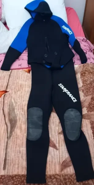 Tenue De Plongée - 1