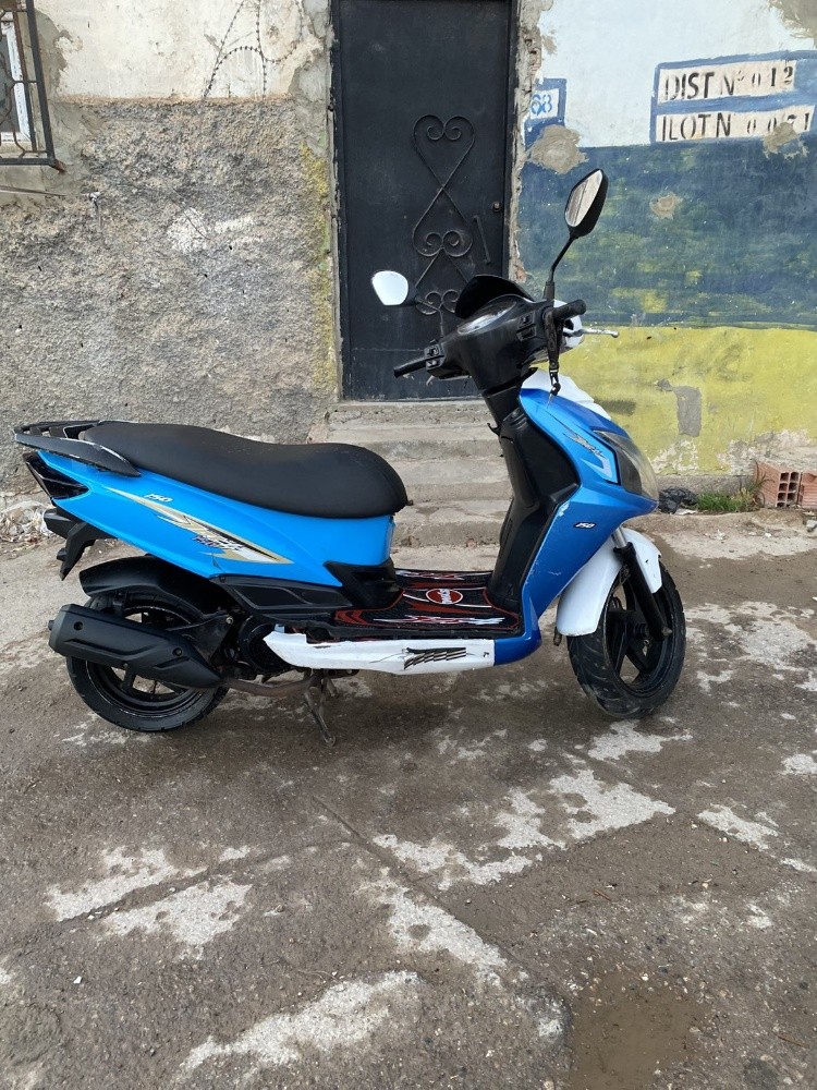 Sym jet4 - 3