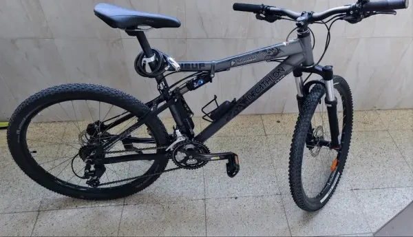 Vélo Décathlon original - 1