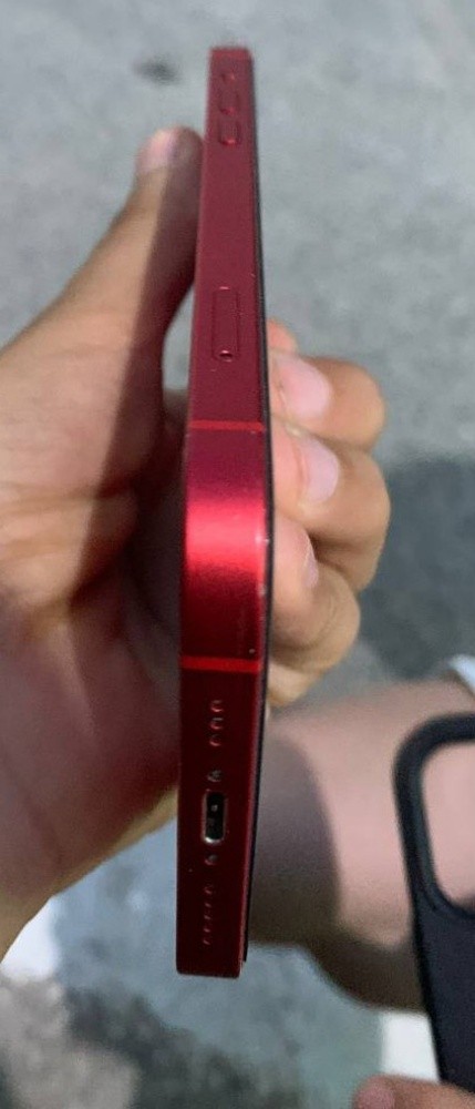 ايفون 12 - 5