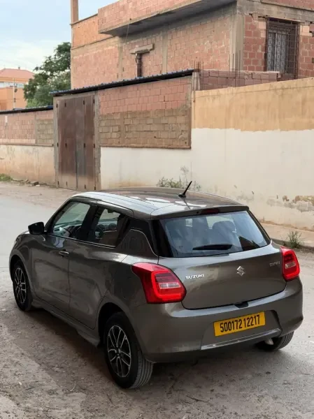 Suzuki Swift 2022 Swift - 1