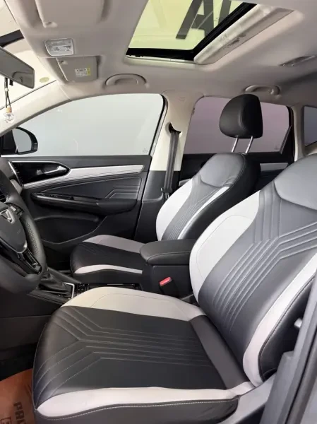 Volkswagen Jetta 2026 Vs5 - 4