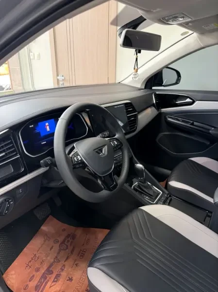 Volkswagen Jetta 2026 Vs5 - 2