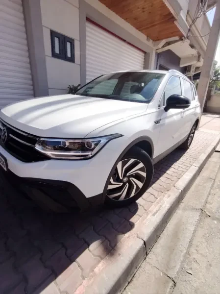 Volkswagen Tharu 2025 R Line - 4