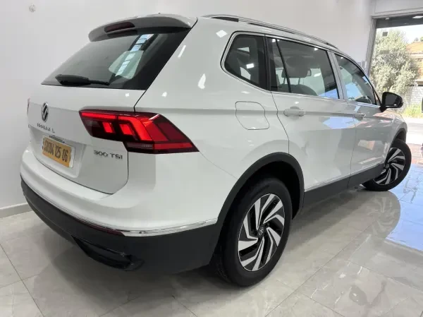 Volkswagen Tiguan L 2025 1.5 TSI - 2