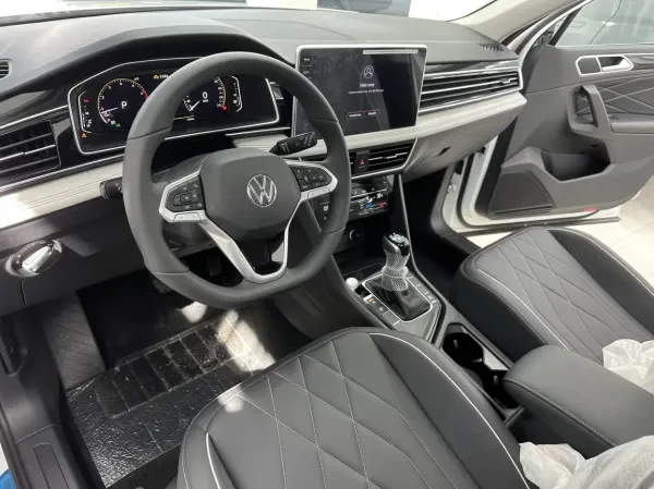 Volkswagen Tiguan L 2025 1.5 TSI - 3