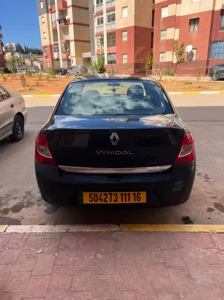 Renault Symbol 2011 - 4