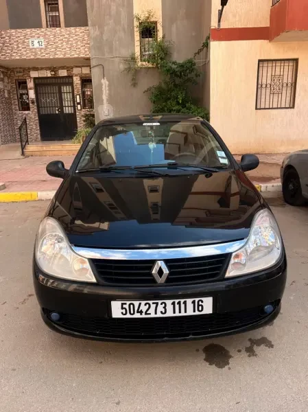 Renault Symbol 2011 - 1