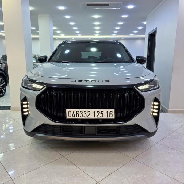 Jetour X70 PLUS 2025 - 1