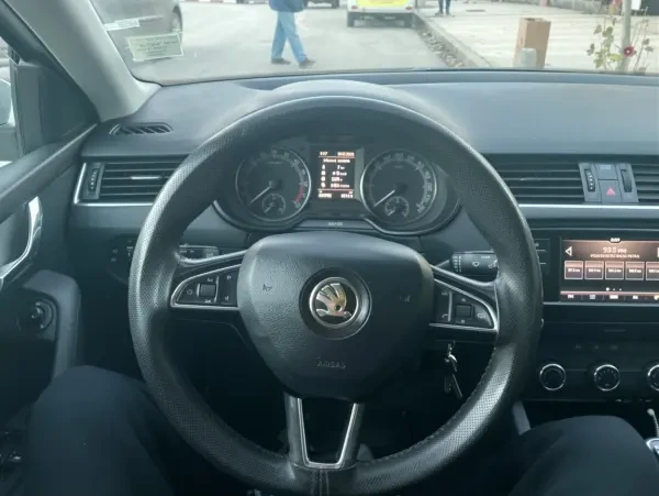 Skoda Octavia 2017 Ambition - 2