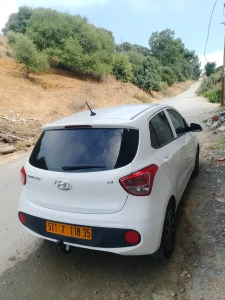 Hyundai Grand i10 2018 DZ - 1