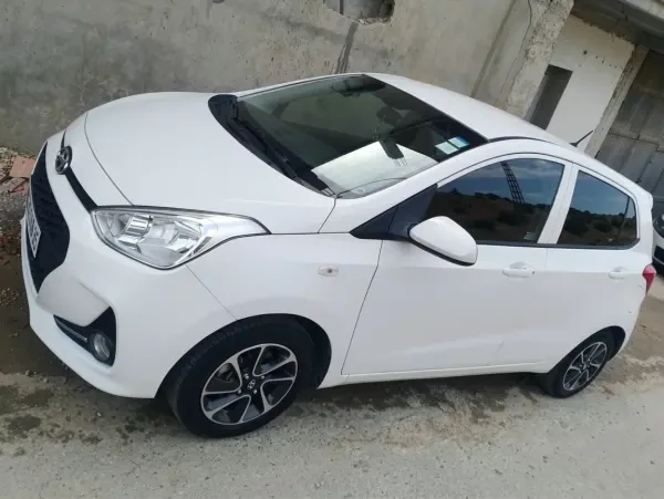 Hyundai Grand i10 2018 DZ - 3