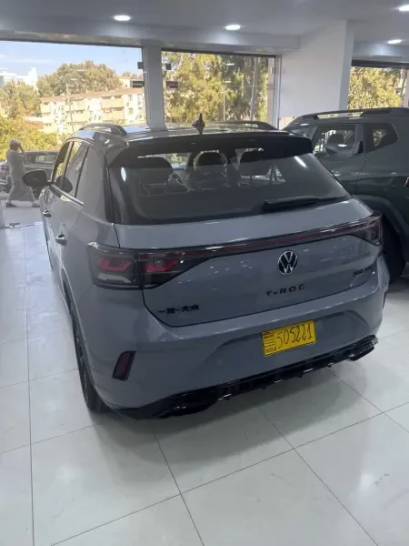 Volkswagen New T-Roc 2026 R-Line - 2