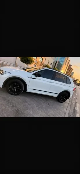 Volkswagen Tiguan 2022 R Line - 2