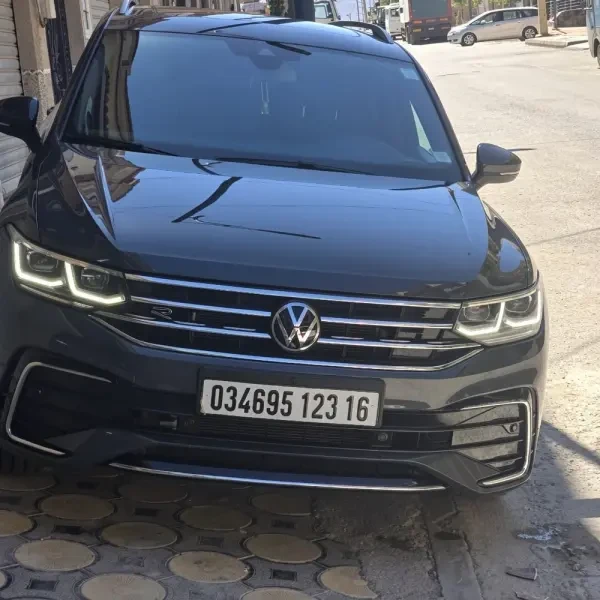 Volkswagen Tiguan 2023 R LINE - 3