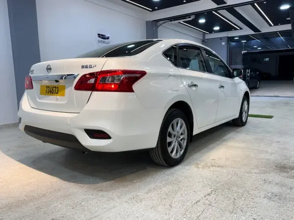 Nissan SYLPHY 2026 - 1